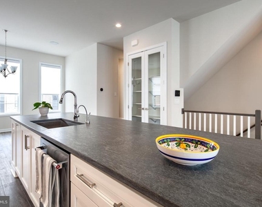 1770 Violet Ridge Place - Photo Thumbnail 19