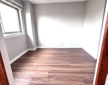 1225 Martha Custis Drive - Photo Thumbnail 18