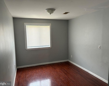 3273 Red Lion Road - Photo Thumbnail 6