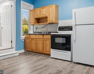 3545 N 11th Street - Photo Thumbnail 3