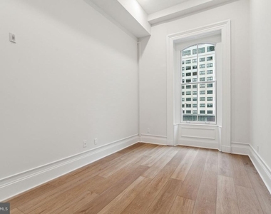 1822 Chestnut Street - Photo Thumbnail 10