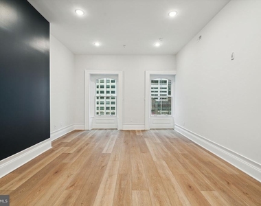 1822 Chestnut Street - Photo Thumbnail 6
