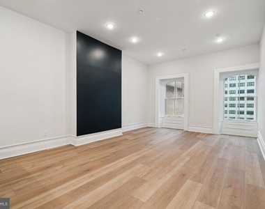 1822 Chestnut Street - Photo Thumbnail 7