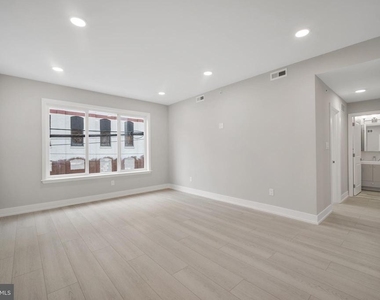1111 S 24th Street - Photo Thumbnail 15