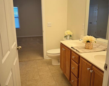 635 Marshtree Lane - Photo Thumbnail 2