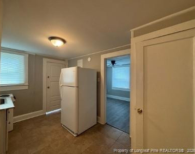 202.5 N. Virginia Ave Avenue - Photo Thumbnail 3