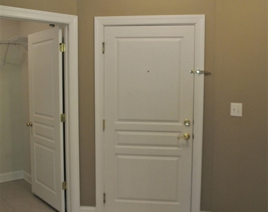 1621 Providence Glen Drive - Photo Thumbnail 9