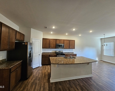 4704 Winnipesaukee Lane - Photo Thumbnail 2