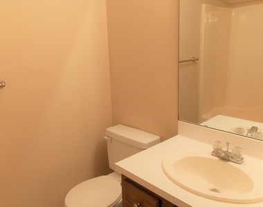 120 Greenmont Lane - Photo Thumbnail 19