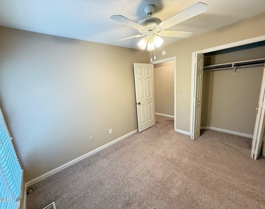 120 Greenmont Lane - Photo Thumbnail 17