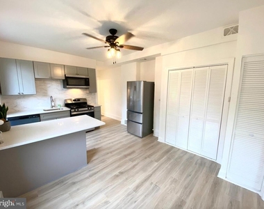 305 S Main Street - Photo Thumbnail 1