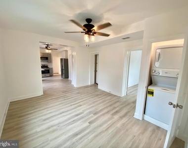 305 S Main Street - Photo Thumbnail 6