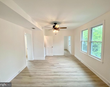 305 S Main Street - Photo Thumbnail 5