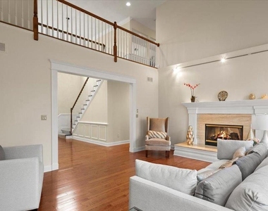 12 Windermere Way - Photo Thumbnail 15