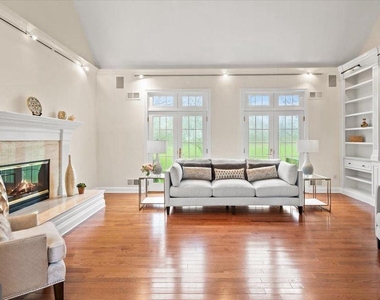 12 Windermere Way - Photo Thumbnail 13