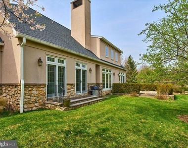 12 Windermere Way - Photo Thumbnail 36