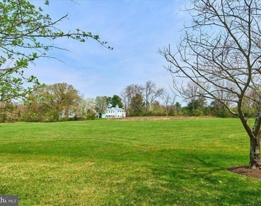 12 Windermere Way - Photo Thumbnail 37