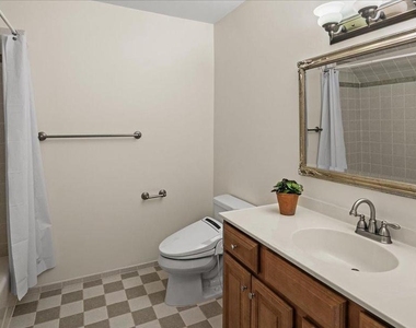 12 Windermere Way - Photo Thumbnail 27