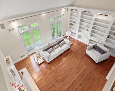 12 Windermere Way - Photo Thumbnail 16