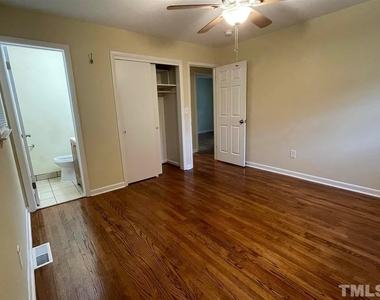 406 Bryan Street - Photo Thumbnail 23