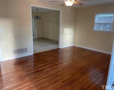 406 Bryan Street - Photo Thumbnail 2