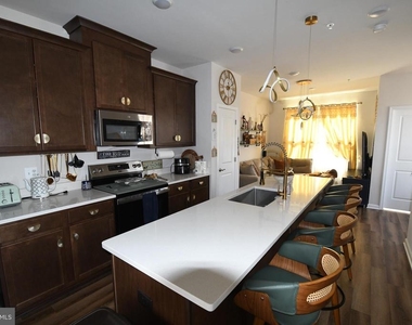5937 Northwest Drive - Photo Thumbnail 1