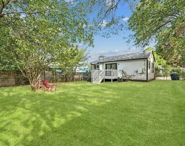2943 Higgins St - Photo Thumbnail 20