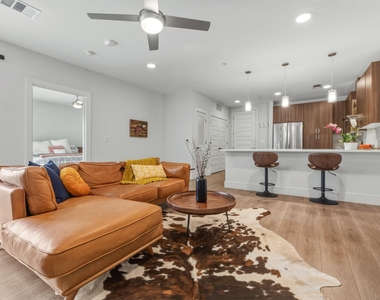 2213 Poquito St - Photo Thumbnail 4