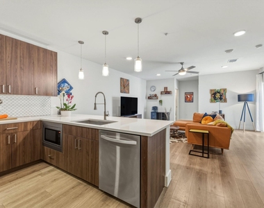 2213 Poquito St - Photo Thumbnail 12