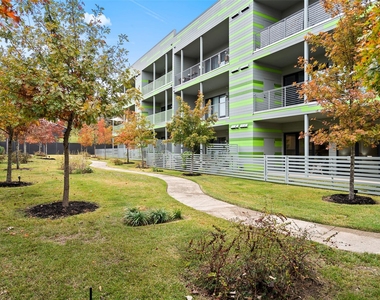 4004 Banister Ln - Photo Thumbnail 24