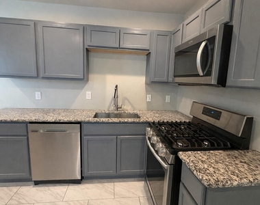802 Alametos - Photo Thumbnail 5