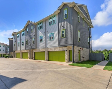 428 Ozark Trail Trl - Photo Thumbnail 25
