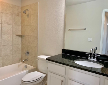 11806 Bracco Dr - Photo Thumbnail 14