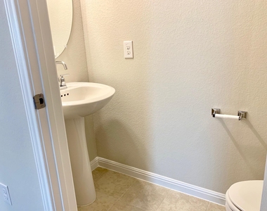 11806 Bracco Dr - Photo Thumbnail 19