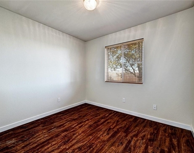 11724 Gemmer St - Photo Thumbnail 15