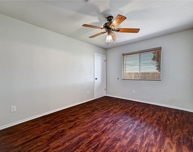 11724 Gemmer St - Photo Thumbnail 20