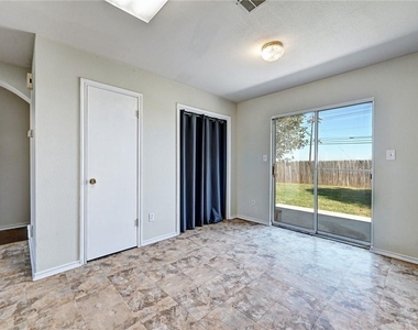 11724 Gemmer St - Photo Thumbnail 12