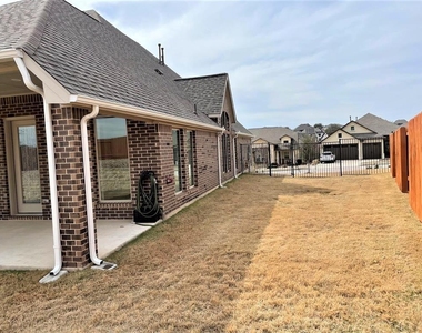 156 Santa Maria St - Photo Thumbnail 29
