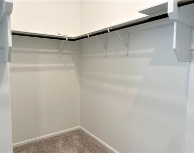 156 Santa Maria St - Photo Thumbnail 22