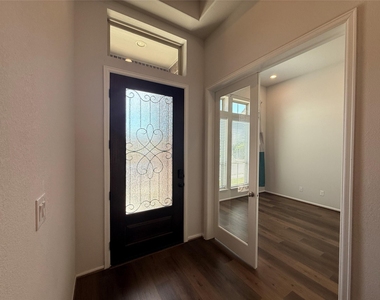 156 Santa Maria St - Photo Thumbnail 34