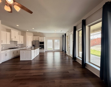 156 Santa Maria St - Photo Thumbnail 36