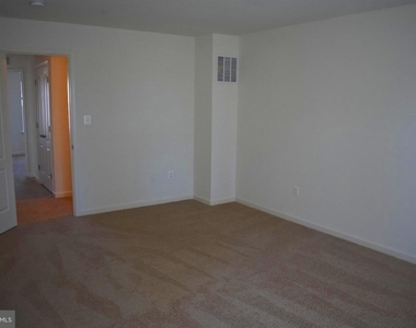 9421 Adelaide Lane - Photo Thumbnail 19