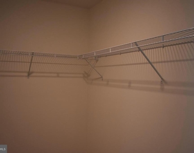 9421 Adelaide Lane - Photo Thumbnail 20
