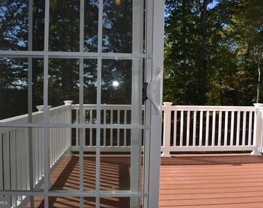 9421 Adelaide Lane - Photo Thumbnail 13
