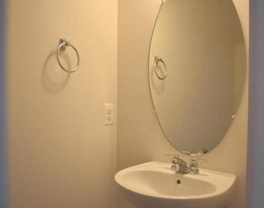 9421 Adelaide Lane - Photo Thumbnail 28