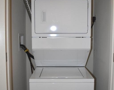 9421 Adelaide Lane - Photo Thumbnail 24