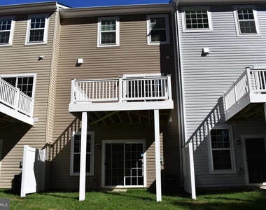 9421 Adelaide Lane - Photo Thumbnail 29