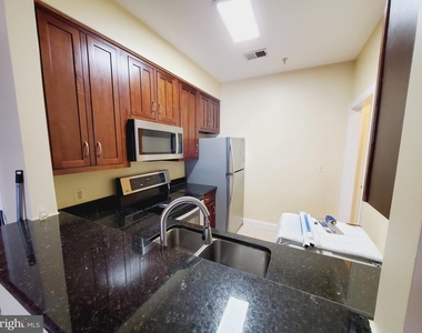 1624 Gwynns Falls Parkway - Photo Thumbnail 7