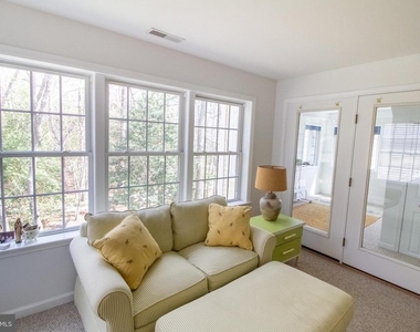 32814 Greens Way - Photo Thumbnail 32