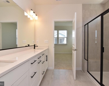 24700 Michael Isler Avenue - Photo Thumbnail 11